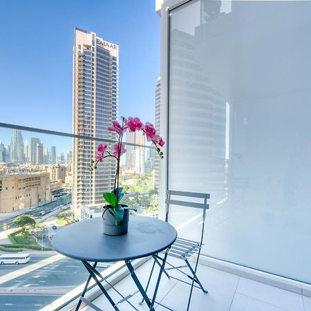 Maison Privee - Luxury, Spacious, Modern Near Burj Khalifa And Dubai Canal Экстерьер фото