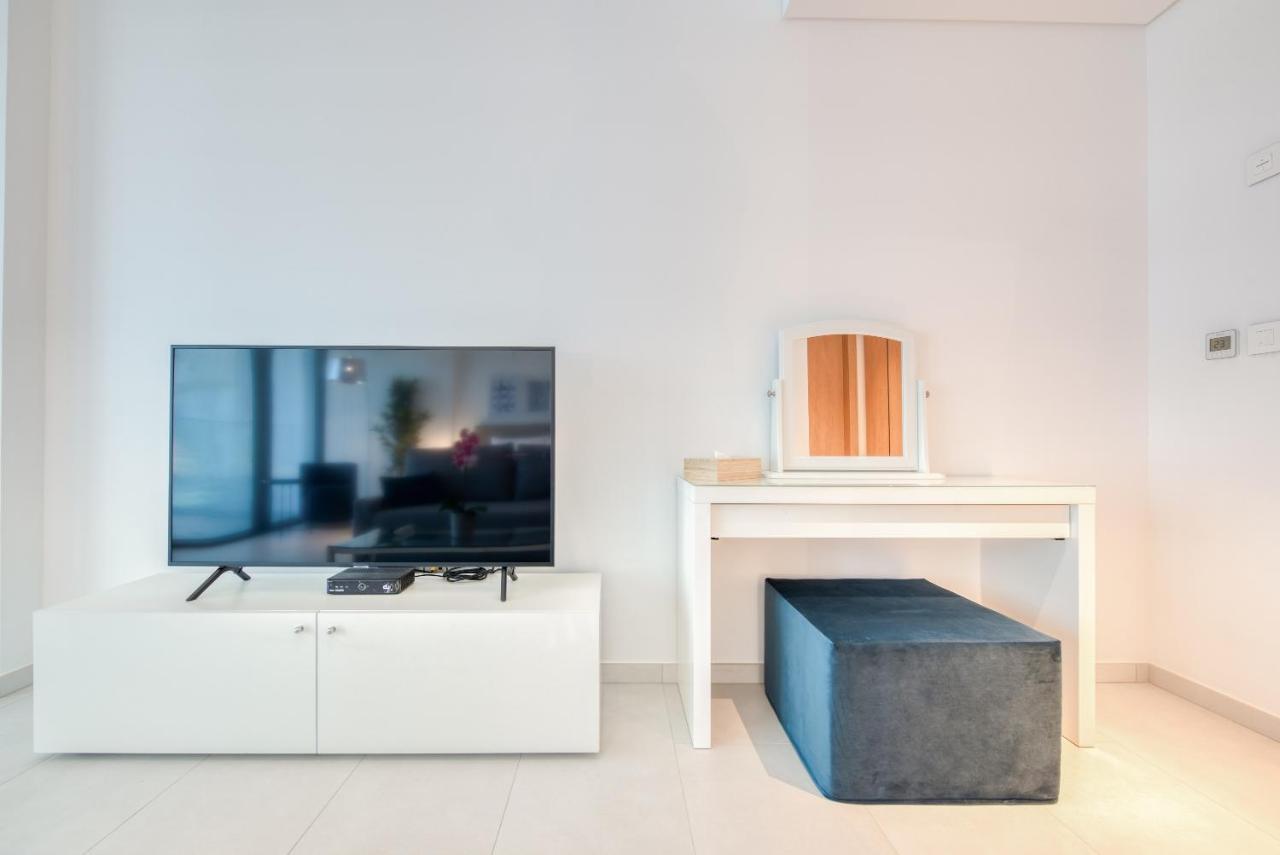 Maison Privee - Luxury, Spacious, Modern Near Burj Khalifa And Dubai Canal Экстерьер фото